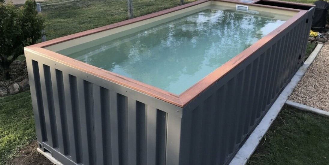 Container pool house : Tout savoir (Avantages et inconvénients...)